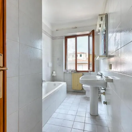 Leandro A Campo Apartment *